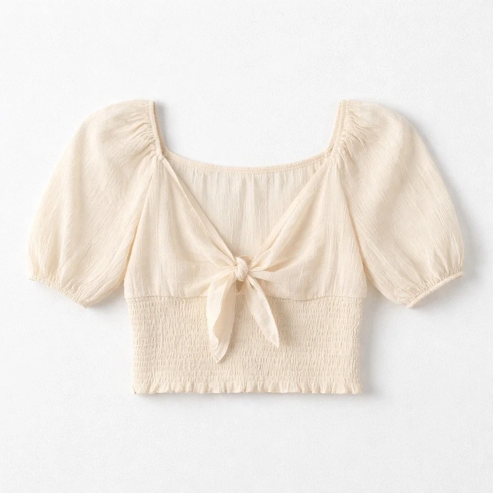 Camisa Cream Tie Front Puff Sleeve Smocked Crop Top Romatic Cream Womens Medium - Picture 2 of 6